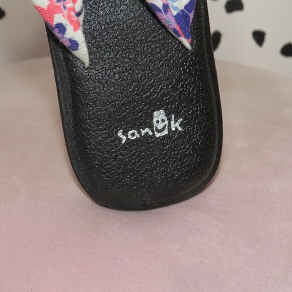 Sanuk Yoga Ella Floral Print Slingback Sandals - Picture 7 of 9